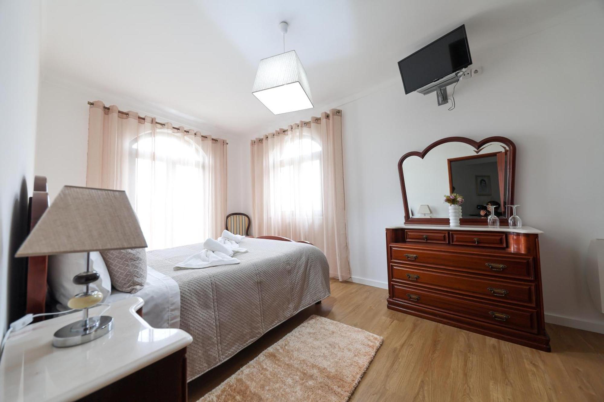 Quartos Da Tia Laura Ναζαρέ Εξωτερικό φωτογραφία